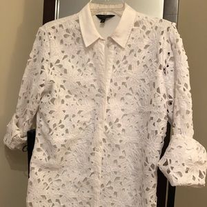Banana Republic white cotton floral blouse size M